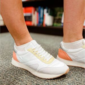 MATISSE Colorblock Suede Farrah Lace Up Low Top Trainers Sneakers White 9M